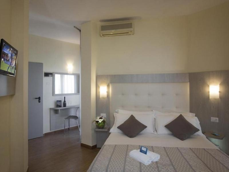 Hotel Jumbo Rimini Exteriör bild
