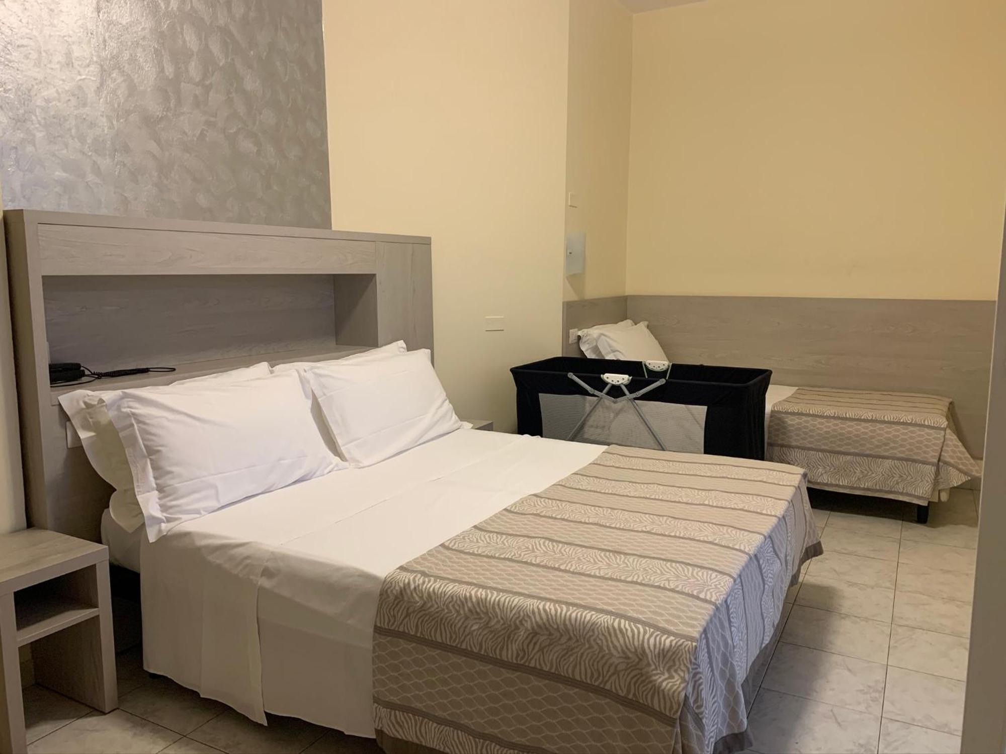 Hotel Jumbo Rimini Exteriör bild